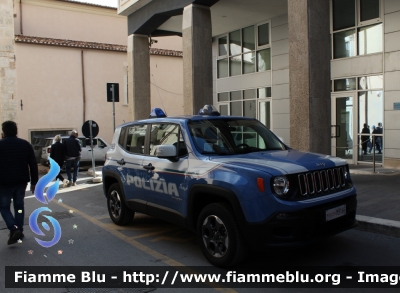 Jeep Renegade
Polizia di Stato
Allestito Nuova Carrozzeria Torinese
Decorazione Grafica Artlantis
POLIZIA M3166
Parole chiave: Jeep Renegade POLIZIAM3166