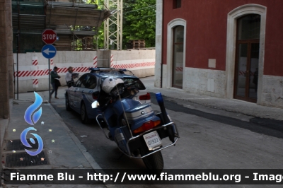 Bmw R850RT II serie
Polizia di Stato
Polizia Stradale
POLIZIA D1922
Con stemma celebrativo "70 Anni Polizia Stradale"
Parole chiave: Bmw R850RT_IIserie POLIZIAD1922