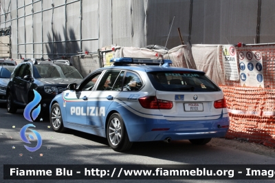 Bmw 318 Touring F31 restyle
Polizia di Stato
Polizia Stradale
Con stemma celebrativo "70 Anni Polizia Stradale" 
Allestimento Marazzi
POLIZIA M1101
Parole chiave: Bmw 318_Touring_F31_restyle POLIZIAM1101