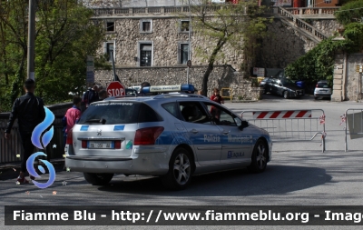 Peugeot 407 Stationwagon
Polizia Municipale
Comune di L'aquila
Allestimento Bertazzoni
POLIZIA LOCALE YA 038 AA
Parole chiave: Peugeot 407 POLIZIALOCALEYA038AA