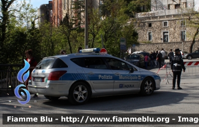 Peugeot 407 Stationwagon
Polizia Municipale
Comune di L'Aquila
Allestimento Bertazzoni
POLIZIA LOCALE YA 038 AA
Parole chiave: Peugeot 407 POLIZIALOCALEYA038AA