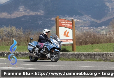 Bmw R1200RT II serie
Polizia di Stato
Polizia Stradale
in scorta alla Tirreno-Adriatico 2021
Moto "15"
Parole chiave: Bmw R1200RT_II_serie / Tirreno_Adriatico_2021