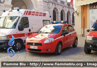 Fiat Grande Punto
Vigili del Fuoco
Comando Provinciale di Rieti
VF 25037
Parole chiave: Fiat Grande_Punto VF25037 Santa_Barbara_2019