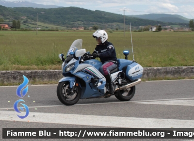 Yamaha FJR 1300 II serie
Polizia di Stato
Polizia Stradale
Allestimento Elevox
POLIZIA G3081
In Scorta al Giro d’Italia
Moto “12”
Parole chiave: Yamaha FJR_1300_IIserie POLIZIAG3081 Giro_D_Italia_2021