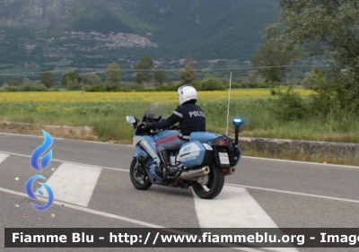 Yamaha FJR 1300 II serie
Polizia di Stato
Polizia Stradale
Allestimento Elevox
POLIZIA G3081
In Scorta al Giro d’Italia
Moto “12”
Parole chiave: Yamaha FJR_1300_IIserie POLIZIAG3081 Giro_D_Italia_2021