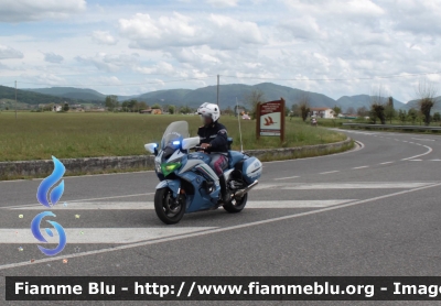 Yamaha FJR 1300 II serie
Polizia di Stato
Polizia Stradale
Allestimento Elevox
POLIZIA G3090
In Scorta al giro d’Italia 2021
Moto “Verde
Parole chiave: Yamaha / FJR_1300_IIserie / POLIZIAG3090 / Giro_D_Italia_2021