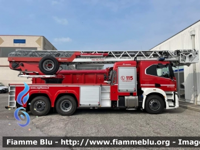 Iveco S-Way AT260S42
Vigili del Fuoco
Autoscala M42L da 42 metri allestimento Magirus
Parole chiave: Iveco S-Way_AT260S42