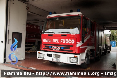 Iveco City2000 100E21 I serie
Vigili del Fuoco
Comando Provinciale di Modena
AutoPompaSerbatoio allestimento Iveco-Magirus
VF 21112
Parole chiave: Iveco City2000_100E21_Iserie VF21112