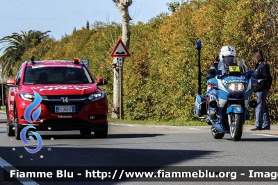 Bmw R850RT
Polizia di Stato
Polizia Stradale
in scorta alla Tirreno-Adriatico 2017
Parole chiave: Bmw R850RT