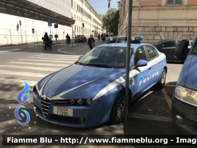 Alfa Romeo 159
Polizia di Stato
Polizia Stradale
POLIZIA F7295

Parole chiave: Alfa-Romeo 159 POLIZIAF7295