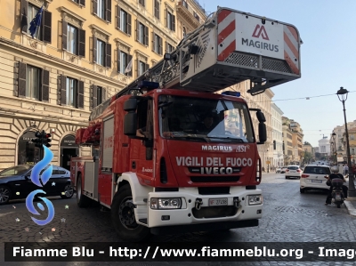 Iveco EuroCargo 180E32 III serie
Vigili del Fuoco
Comando Provinciale di Roma
Via Genova-Centrale
AutoScala M39L da 39 metri 
allestimento Magirus
VF 27498
Parole chiave: Iveco EuroCargo_180E32_IIIserie VF27498