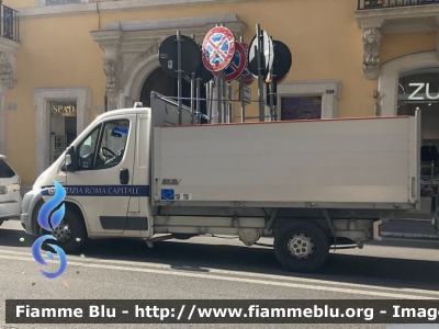 Fiat Ducato X250
Polizia Roma Capitale
trasporto segnali stradali
POLIZIA LOCALE YA 179 AM
Parole chiave: Fiat Ducato_X250 POLIZIALOCALEYA179AM