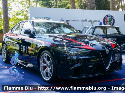 Alfa Romeo Nuova Giulia Quadrifoglio
Carabinieri
Nucleo Operativo Radiomobile Roma
CC DK 554
Parole chiave: Alfa-Romeo / / / Nuova_Giulia_Quadrifoglio / / / CCDK554