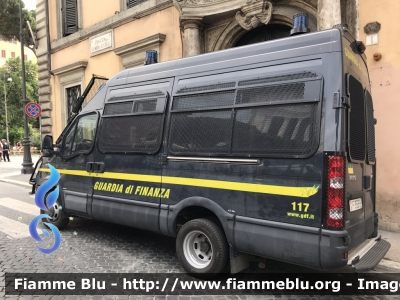 Iveco Daily V serie
Guardia di Finanza
Automezzo per Ordine Pubblico
Allestimento Sperotto
GdiF 353 BH
Parole chiave: Iveco Daily_Vserie GdiF353BH