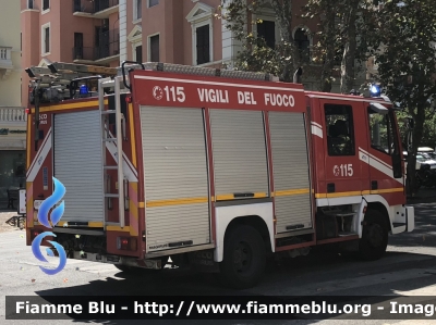 Iveco City2000 100E21 I serie
Vigili del Fuoco
Comando Provinciale di Roma
AutoPompaSerbatoio allestimento Iveco-Magirus
VF 21826
Parole chiave: Iveco City2000_100E21_Iserie VF21826