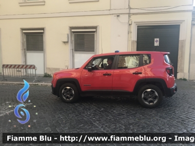 Jeep Renegade
Vigili del Fuoco
Comando Provinciale di Roma
VF 27757

Parole chiave: Jeep Renegade VF27757