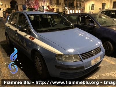 Fiat Stilo II Serie
Polizia di Stato
Reparto Mobile Senigallia 
POLIZIA F2058
Parole chiave: Fiat Stilo_IISerie POLIZIAF2058