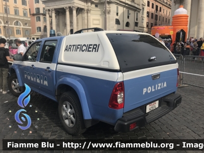 Isuzu D-Max I serie restyle
Polizia di Stato
Artificieri
Allestita Maritan
Decorazione Grafica Artlantis
POLIZIA H2974
Parole chiave: Isuzu D-Max_Iserie_restyle POLIZIAH2974