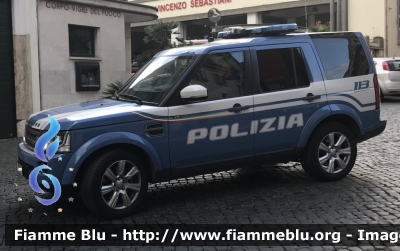 Land Rover Discovery 4
Polizia di Stato
Squadra Volante
Unità Operativa di Primo Intervento
POLIZIA M2600

Parole chiave: Land-Rover Discovery_4 POLIZIAM2600