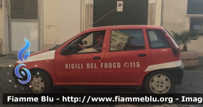 Fiat Punto I serie
Vigili del Fuoco
Comando Provinciale di Roma
VF 20551

Parole chiave: Fiat Punto_Iserie VF20551