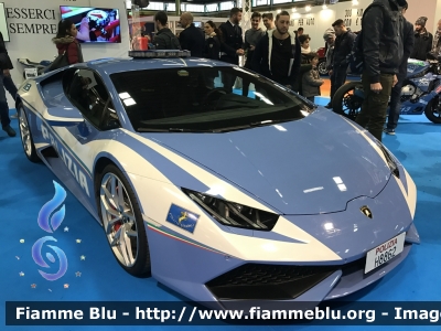 Lamborghini Huracàn LP610-4
Polizia di Stato
Polizia Stradale
Allestita Lamborghini
Decorazione grafica Artlantis
POLIZIA H8862
Parole chiave: Lamborghini Huracàn_LP610-4 POLIZIAH8862