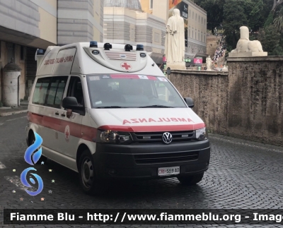 Volkswagen Transporter T5 restyle
Croce Rossa Italiana
Comitato Locale di Lipomo
Allestita Aricar
CRI 559 AD

In scorta al Giro d'Italia 2018
Parole chiave: Volkswagen Transporter_T5restyle CRI559AD