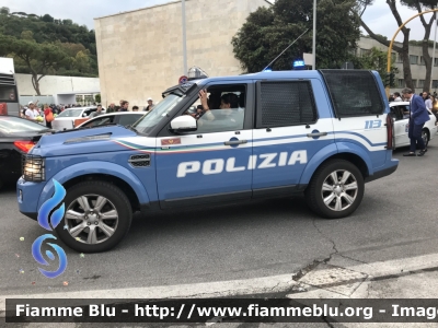 Land-Rover Discovery 4
Polizia di Stato
XIV Reparto Mobile Senigallia
allestimento Marazzi
decorazione grafica Artlantis
POLIZIA M1285 
Parole chiave: Land-Rover Discovery_4 POLIZIAM1285