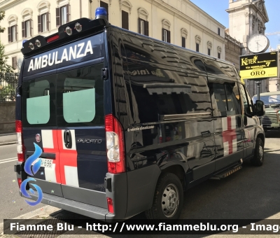 Fiat Ducato X250
Carabinieri
Reggimento Corazzieri
Servizio Sanitario
Allestita Odone
CC CN 696
Parole chiave: Fiat Ducato_X250 CCCN696