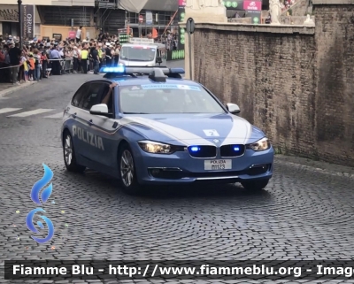 Bmw 318 Touring F31 restyle
Polizia di Stato
Polizia Stradale
POLIZIA M1123
Auto 2
In scorta al Giro d'Italia 2018
Parole chiave: Bmw 318_Touring_F31restyle POLIZIAM1223