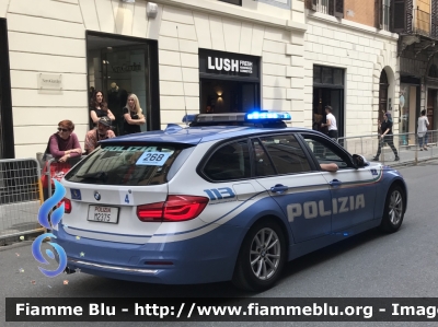 Bmw 318 Touring F31 restyle
Polizia di Stato
Polizia Stradale
POLIZIA M2375
Auto 4
In scorta al Giro d'Italia 2018
Parole chiave: Bmw 318_Touring_F31restyle POLIZIAM2375