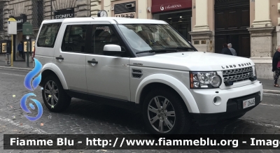 Land Rover Discovery 4
Vigili del Fuoco
Comando Provinciale di Roma
VF 26446
Parole chiave: Land-Rover Discovery_4 VF26446