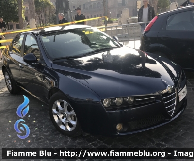 Alfa Romeo 159
Esercito Italiano
EI CM 018

Parole chiave: Alfa-Romeo 159 EICM018