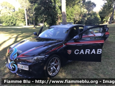 Alfa Romeo Nuova Giulia Quadrifoglio
Carabinieri
Nucleo Operativo e RadioMobile di Roma
CC DK 554
Parole chiave: Alfa-Romeo Nuova_Giulia_Quadrifoglio CCDK554