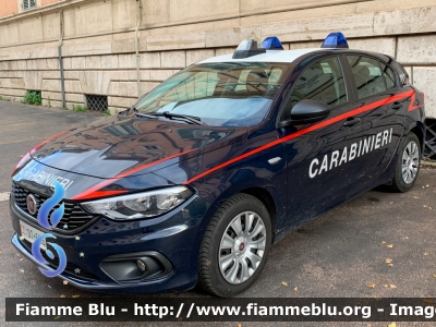 Fiat Nuova Tipo
Carabinieri
Reparto Carabinieri presso il Quirinale
Allestita NCT Nuova Carrozzeria Torinese
Decorazione Grafica Artlantis
CC DT 685
Parole chiave: Fiat Nuova_Tipo CCDT685