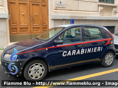 Fiat Punto II serie
Carabinieri
Comando Carabinieri Banca d'Italia
CC BV 934
Parole chiave: Fiat / Punto_IIserie / CCBV934