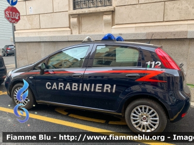 Fiat Punto VI serie
Carabinieri
Comando Carabinieri Banca d'Italia
CC DT 744
Parole chiave: Fiat / Punto_VIserie / CCDT744