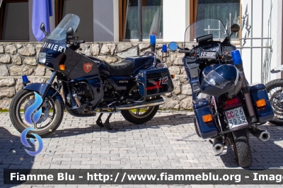 Moto Guzzi 850 T5
Carabinieri
Nucleo Operativo Radiomobile
CC 263939
Parole chiave: Moto-Guzzi 850_T5 CC263939