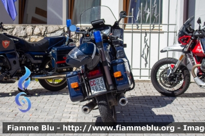 Moto Guzzi 850 T5
Carabinieri
Nucleo Operativo Radiomobile
CC 263939
Parole chiave: Moto-Guzzi 850_T5 CC263939