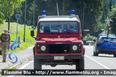 Land Rover Defender 130
Vigili del Fuoco
Unione distrettuale di Fassa
Corpo Volontario di Canazei (TN)
Antincendio Boschivo
VF G78 TN
Parole chiave: Land-Rover Defender_130 VFG78TN