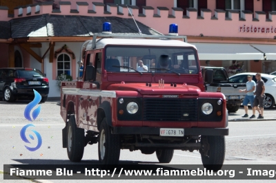 Land Rover Defender 130
Vigili del Fuoco
Unione distrettuale di Fassa
Corpo Volontario di Canazei (TN)
Antincendio Boschivo
VF G78 TN
Parole chiave: Land-Rover Defender_130 VFG78TN