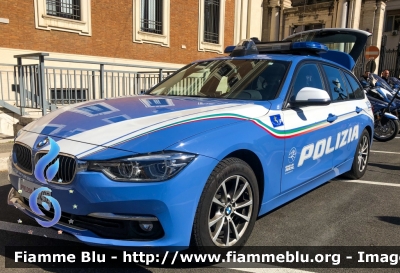 Bmw 318 Touring F31 III restyle
Polizia di Stato
Polizia Stradale in servizio sulla A24 "Strada dei Parchi"
Allestimento Focaccia
Decorazione Grafica Artlantis
POLIZIA M3492
Parole chiave: Bmw 318_Touring_F31_IIIrestyle POLIZIAM3492