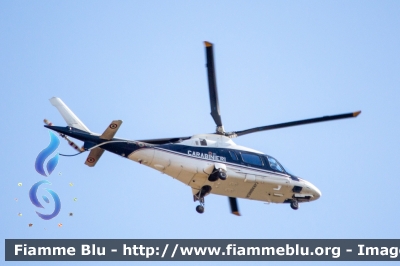 Agusta A109 Power VIP
Carabinieri
Raggruppamento Aeromobili
Fiamma CC 98

Parole chiave: Agusta A109_Power_VIP CC98