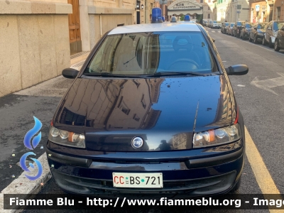 Fiat Punto II serie
Carabinieri
Comando Carabinieri Banca d'Italia
CC BS 721
Parole chiave: Fiat / / / Punto_IIserie / / / CCBS721