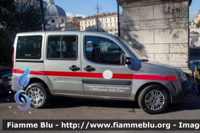 Fiat Doblò II serie
Croce Rossa Italiana
Cooperazione Internazionale e diffusione della pace
CRI 512 AB
Parole chiave: Fiat Doblò_IIserie CRI512AB