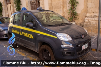 Fiat Nuova Panda 4x4 II serie
Guardia di Finanza
GdiF 999 BN
Parole chiave: Fiat / / / Nuova_Panda_4x4_IIserie / GdiF999BN