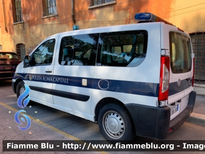 Fiat Scudo IV serie
Polizia Roma Capitale
POLIZIA LOCALE YA 689 AD
Parole chiave: Fiat / Scudo_IVserie / POLIZIALOCALEYA689AD