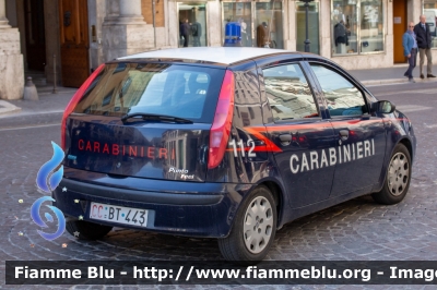 Fiat Punto II serie
Carabinieri
Nucleo Banca d'Italia
CC BT 443
Parole chiave: Fiat Punto_IIserie CCBT443