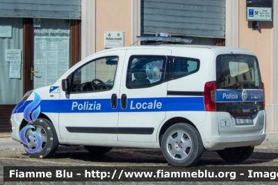 Fiat Qubo
Polizia locale
San Lorenzo in Campo (PU)
Codice Automezzo: 1
POLIZIA LOCALE YA 096 AG
Parole chiave: Fiat / Qubo / PoliziaLocaleYA096AG