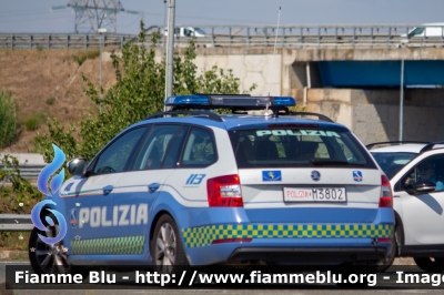 Skoda Octavia Wagon V serie
Polizia di Stato
Polizia Autostradale in servizio sulla rete Autostrade per l'Italia
Allestimento Focaccia
Decorazione Grafica Artlantis
Con nuova decorazione
POLIZIA M3802
Parole chiave: Skoda / Octavia_Wagon_Vserie / POLIZIAM3802