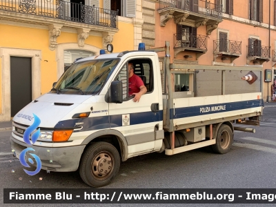 Iveco Daily III serie
Polizia Municipale 
Comune di Roma
Parole chiave: Iveco Daily_IIIserie